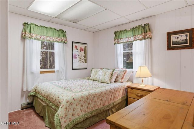 861 Lake Avenue, Lake Luzerne, NY 12846