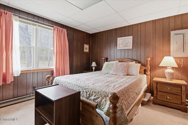 861 Lake Avenue, Lake Luzerne, NY 12846