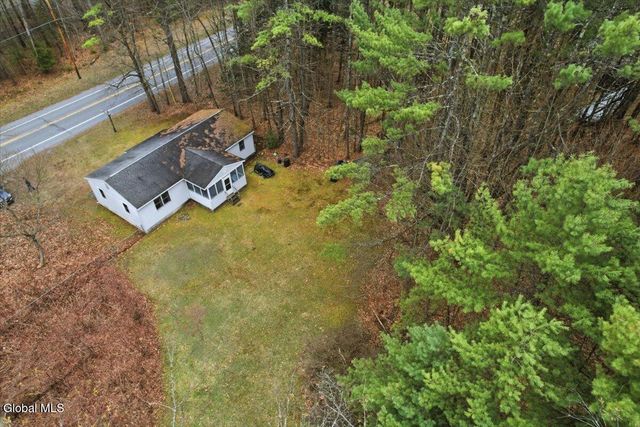 861 Lake Avenue, Lake Luzerne, NY 12846