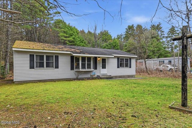 861 Lake Avenue, Lake Luzerne, NY 12846