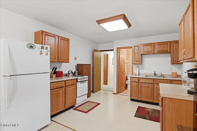 861 Lake Avenue, Lake Luzerne, NY 12846