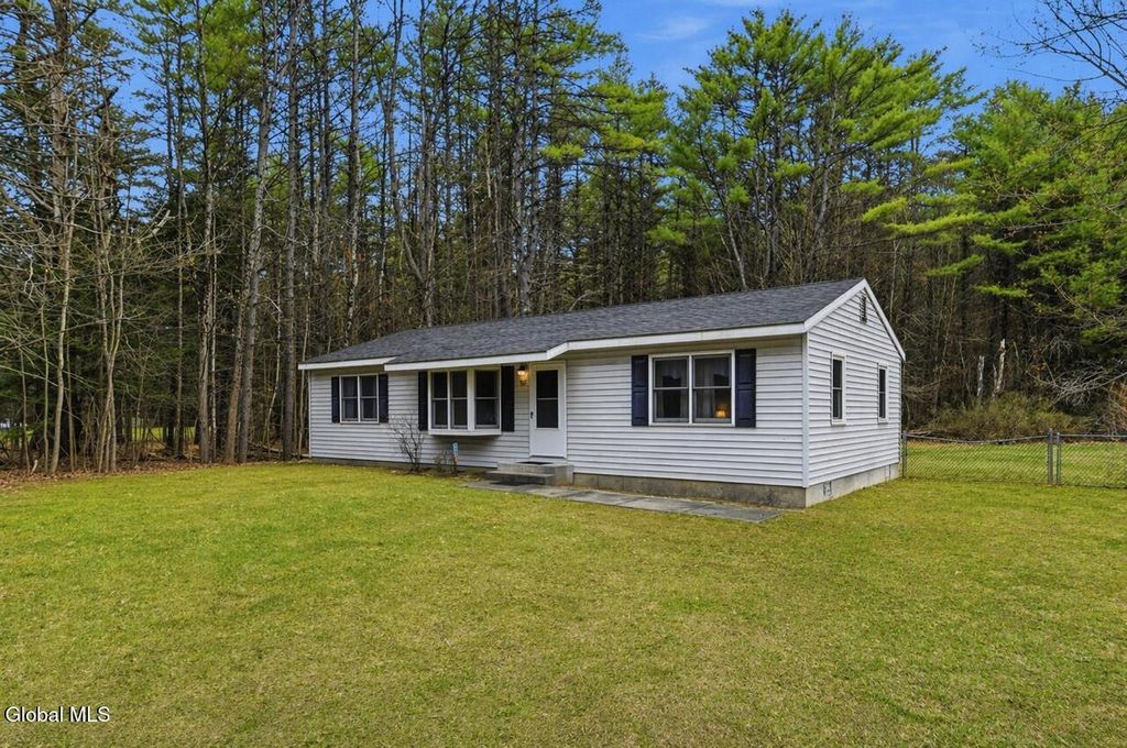 861 Lake Avenue, Lake Luzerne, NY 12846