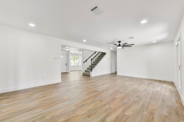 6610 Coneley Drive C879D, Pearland, TX 77584