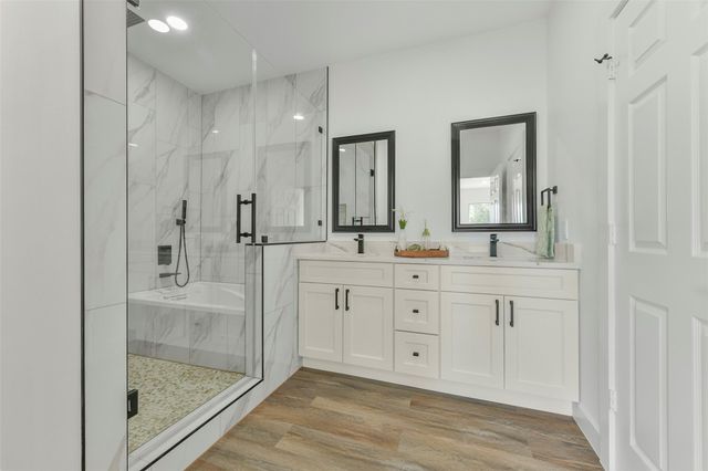 6610 Coneley Drive C879D, Pearland, TX 77584