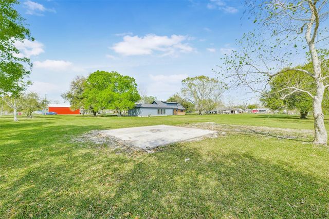 6610 Coneley Drive C879D, Pearland, TX 77584