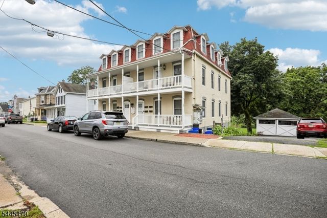 49 Wall St, Rockaway Boro, NJ 07866