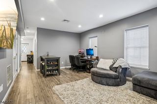 49 Wall St, Rockaway Boro, NJ 07866