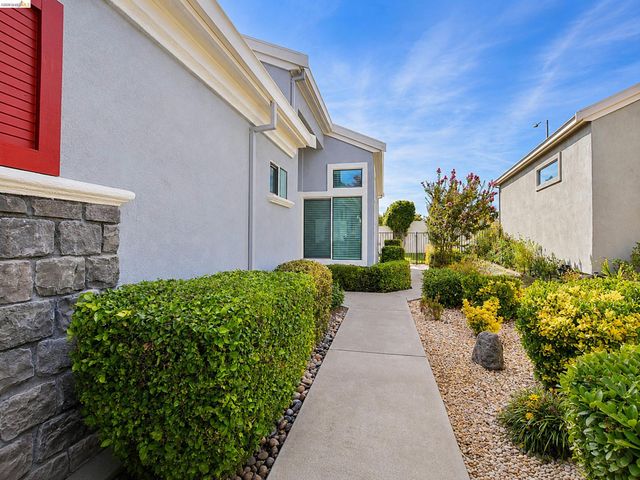 1926 Crispin Drive, Brentwood, CA 94513