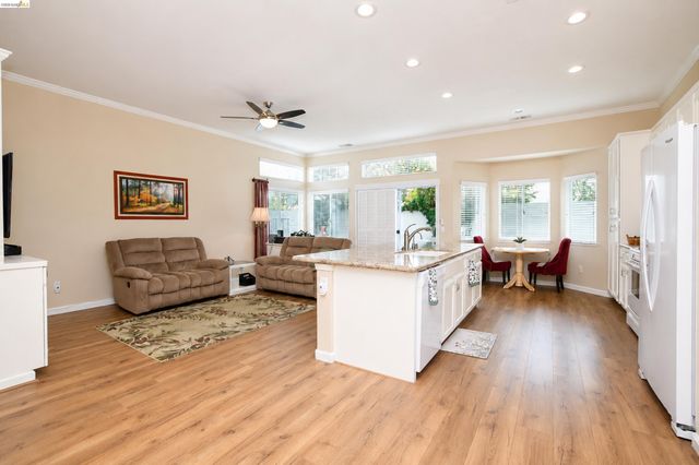 1926 Crispin Drive, Brentwood, CA 94513