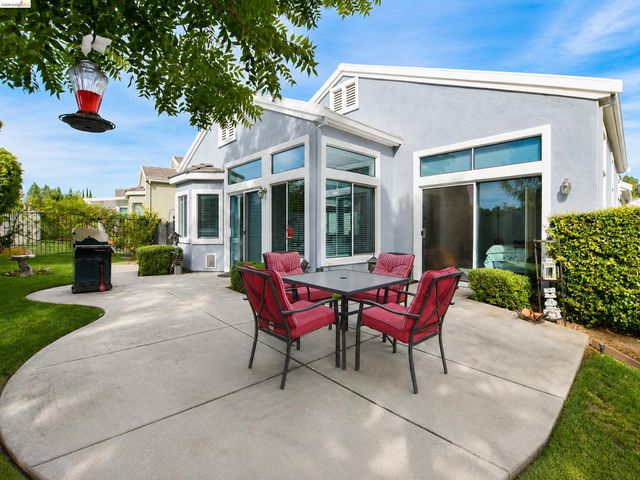 1926 Crispin Drive, Brentwood, CA 94513