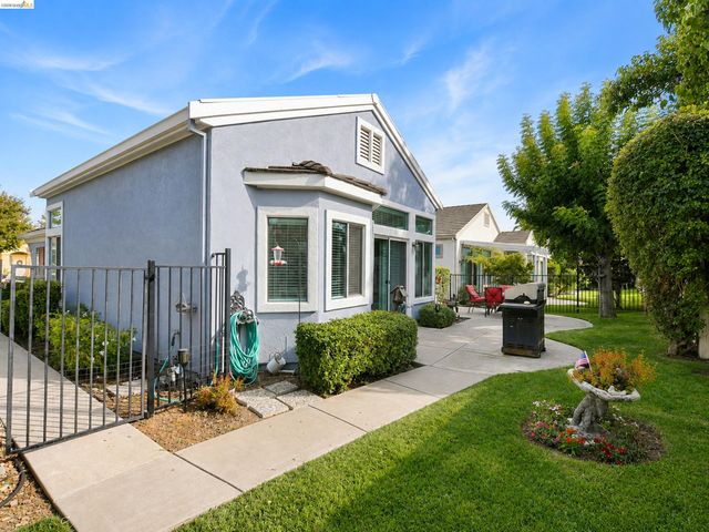 1926 Crispin Drive, Brentwood, CA 94513