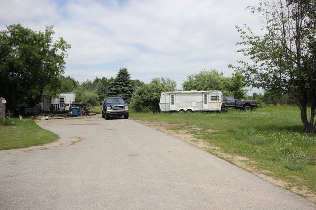 2624 Hartman Road, Traverse City, MI 49685