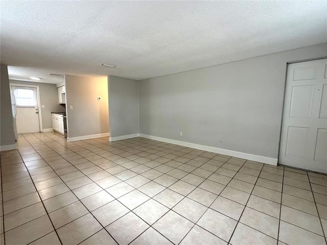 10022 E WILDER AVENUE 12, Tampa, FL 33610