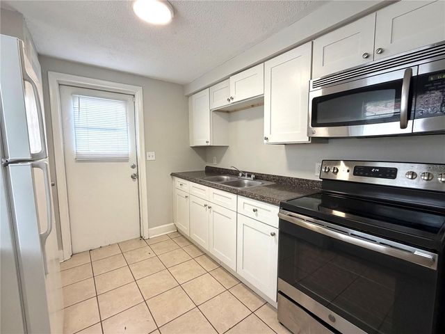10022 E WILDER AVENUE 12, Tampa, FL 33610