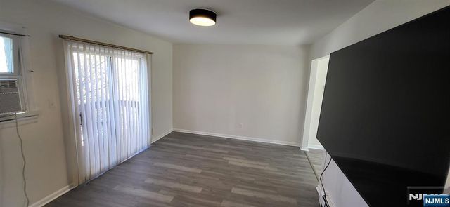 91 Fairhaven Drive, Midland Park, NJ 07432