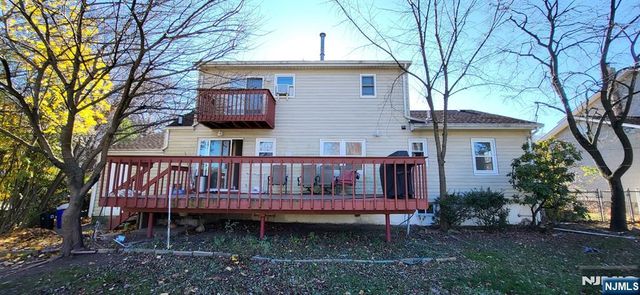 91 Fairhaven Drive, Midland Park, NJ 07432