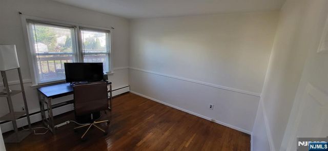 91 Fairhaven Drive, Midland Park, NJ 07432