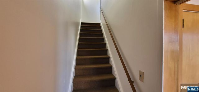 91 Fairhaven Drive, Midland Park, NJ 07432