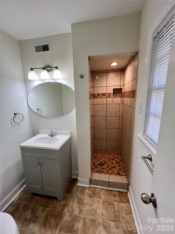 128 Woodlynn Drive, Charlotte, NC 28214
