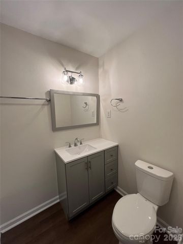 128 Woodlynn Drive, Charlotte, NC 28214