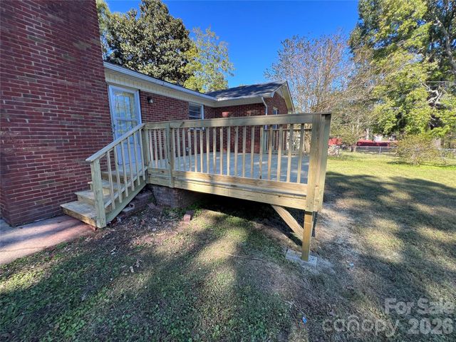 128 Woodlynn Drive, Charlotte, NC 28214