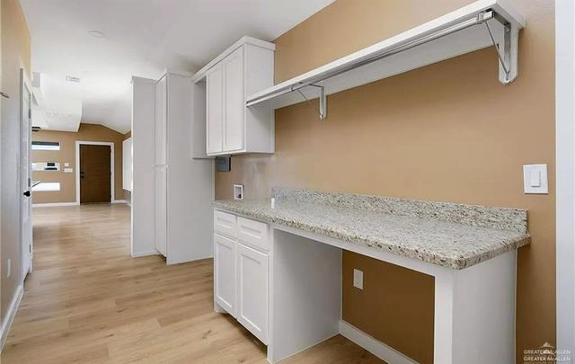 512 Amalia Avenue, Edinburg, TX 78542