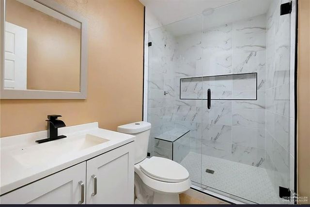 512 Amalia Avenue, Edinburg, TX 78542