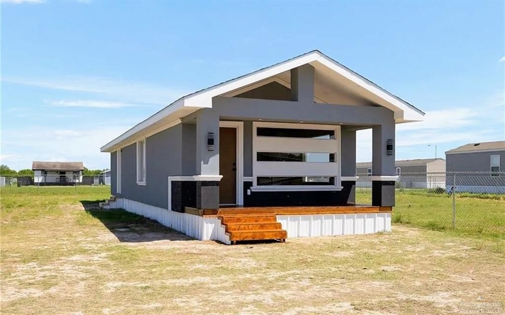 512 Amalia Avenue, Edinburg, TX 78542