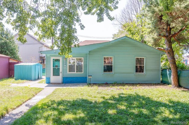 54 Walnut Street, River Rouge, MI 48218
