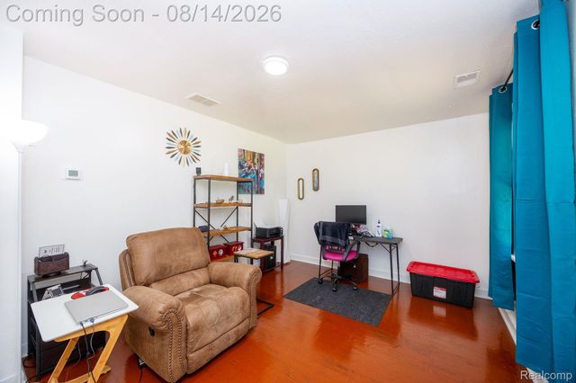 54 Walnut Street, River Rouge, MI 48218