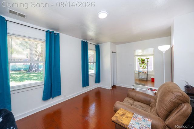 54 Walnut Street, River Rouge, MI 48218