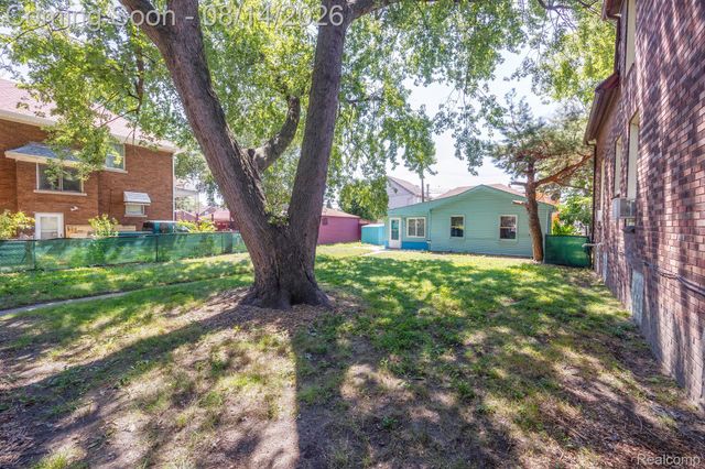 54 Walnut Street, River Rouge, MI 48218
