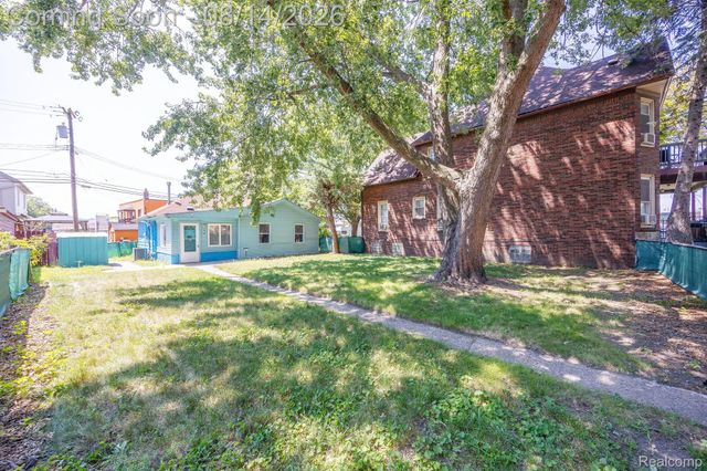 54 Walnut Street, River Rouge, MI 48218