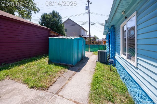 54 Walnut Street, River Rouge, MI 48218