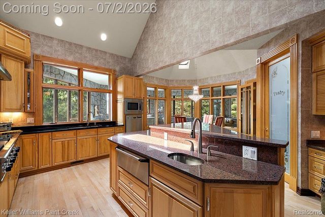6263 Canter Creek Trail, Grand Blanc Charter Township, MI 48439