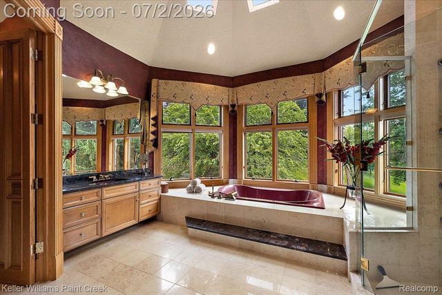 6263 Canter Creek Trail, Grand Blanc Charter Township, MI 48439
