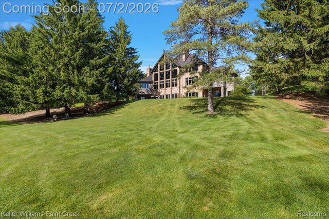 6263 Canter Creek Trail, Grand Blanc Charter Township, MI 48439