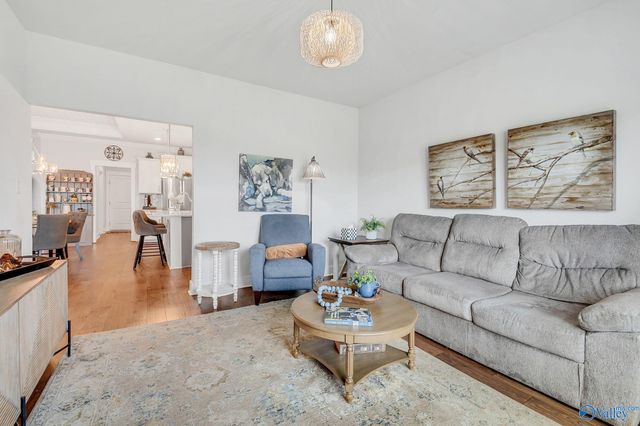 135 Shangrila Way, Meridianville, AL 35759