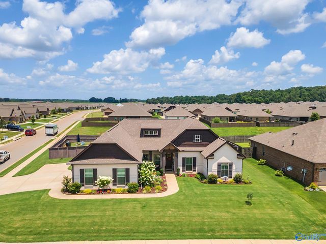 135 Shangrila Way, Meridianville, AL 35759