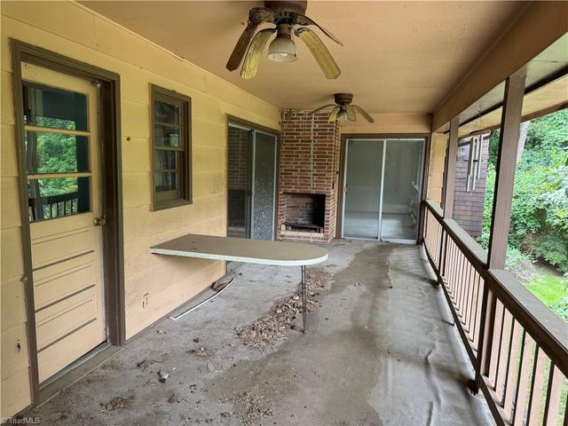 1206 Bridgepoint Road, Greensboro, NC 27405