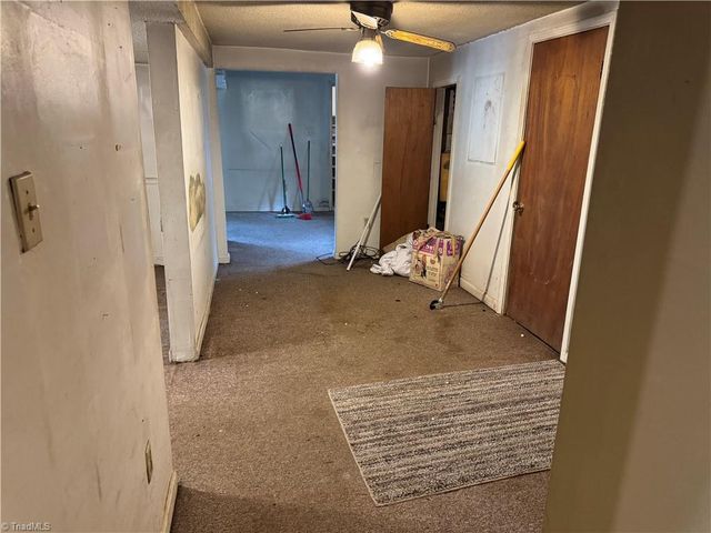 1206 Bridgepoint Road, Greensboro, NC 27405