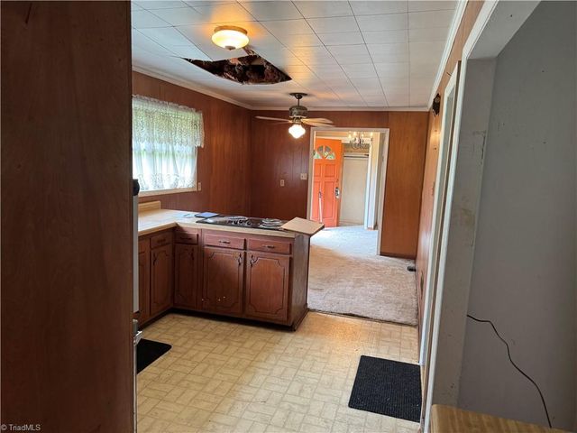 1206 Bridgepoint Road, Greensboro, NC 27405
