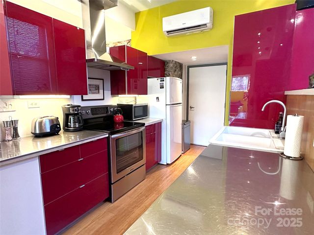 130C Biltmore Avenue, Asheville, NC 28801