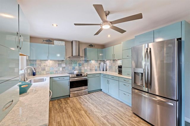 6848 16TH WAY S, St Petersburg, FL 33712