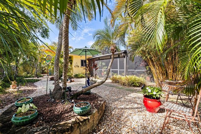 6848 16TH WAY S, St Petersburg, FL 33712