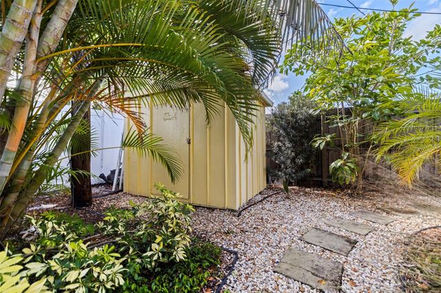 6848 16TH WAY S, St Petersburg, FL 33712