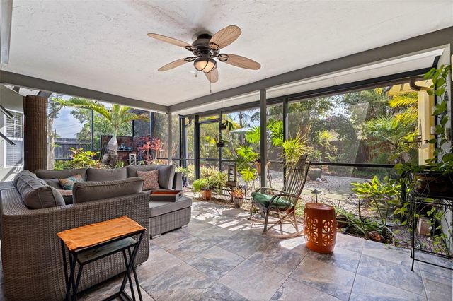 6848 16TH WAY S, St Petersburg, FL 33712