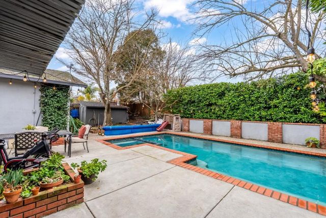 5595 San Antonio Street, Pleasanton, CA 94566