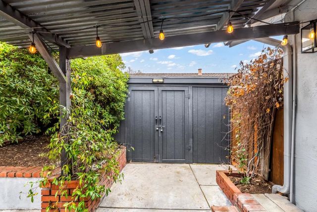 5595 San Antonio Street, Pleasanton, CA 94566