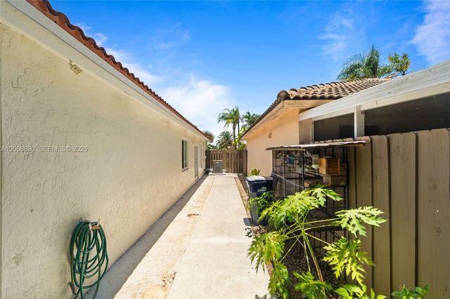 8842 SW 215th Lane 8842, Cutler Bay, FL 33189